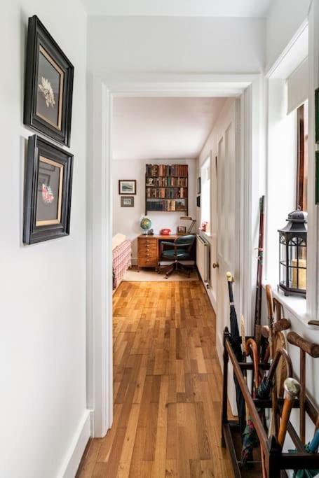 Cedra Cottage - Vintage Country Hideaway แอ็กซ์มินสเตอร์ ภายนอก รูปภาพ