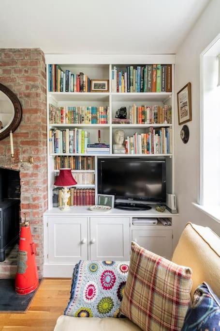 Cedra Cottage - Vintage Country Hideaway แอ็กซ์มินสเตอร์ ภายนอก รูปภาพ
