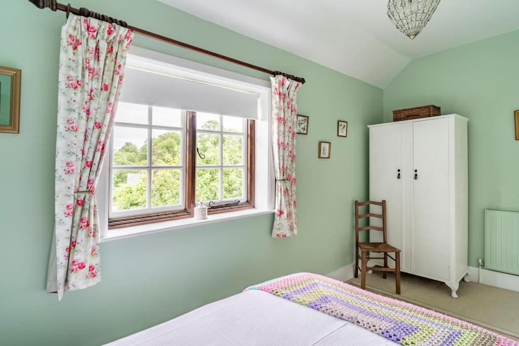 Cedra Cottage - Vintage Country Hideaway แอ็กซ์มินสเตอร์ ภายนอก รูปภาพ