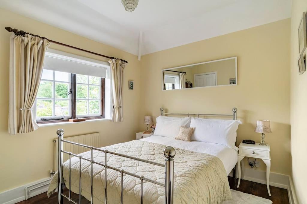 Cedra Cottage - Vintage Country Hideaway แอ็กซ์มินสเตอร์ ภายนอก รูปภาพ